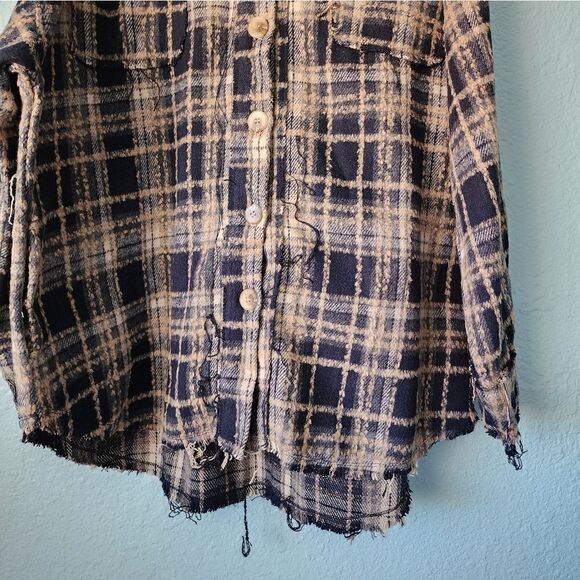 Blue buttercup oversized distress allover blue thunder sky shacket shirt - Picture 2 of 14